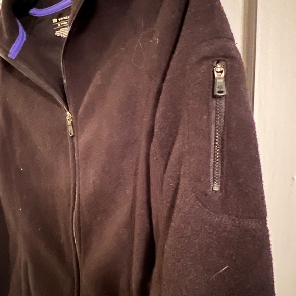 Bundle of 2 Comfy and soft zip ups- Columbia and Black Tek Gear  size M - Picture 8 of 9